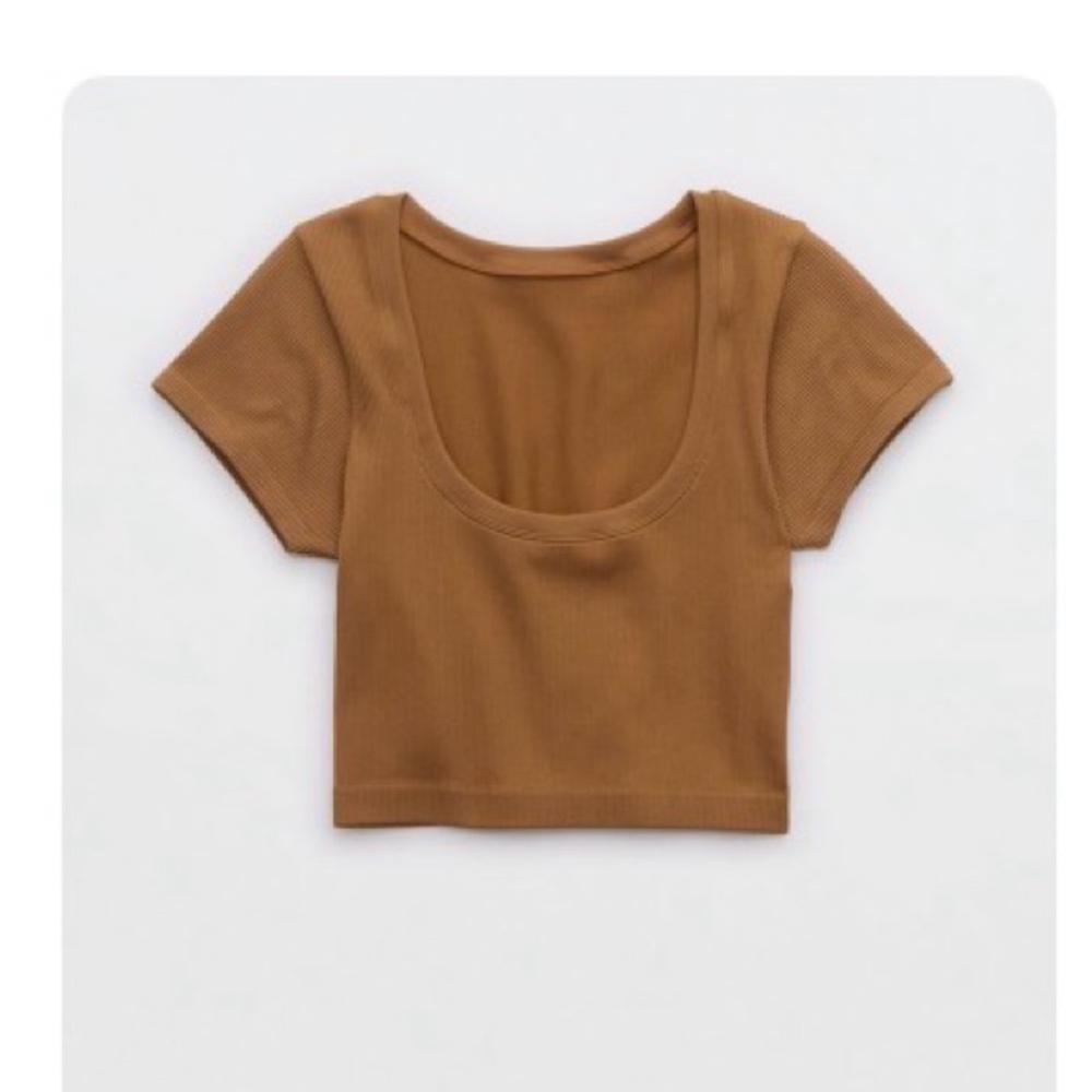 NWT OFFLINE By Aerie Seamless Rib
Scoop T-Shirt Size M color celebration nation